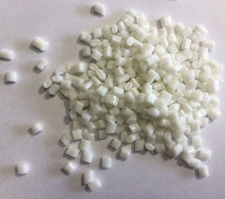 Un buon prezzo. Polietilene tereftalato/ resine PET CAS 25038-59-9 Polvere di resina barriera in linea