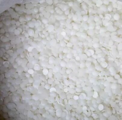 Un buon prezzo. Cera di paraffina completamente/parzialmente raffinata per la fabbricazione di candele CAS 8002-74-2 Applicazione commerciale fine in linea