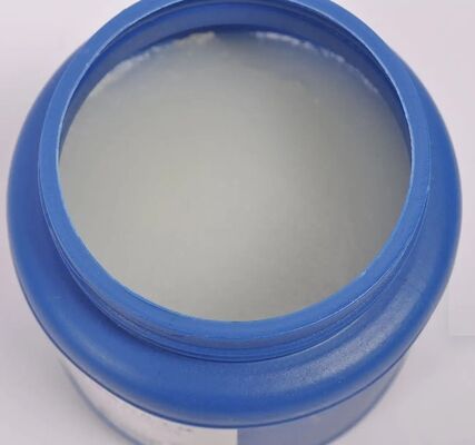 Un buon prezzo. Petrolato cosmetico delle materie prime/gelatina di vaselina CAS 8009-03-8 vaselina bianca in linea