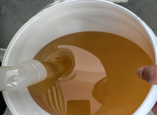 Un buon prezzo. ETBN Butadiene acrilonitrile epossidico-terminato Agente indurente Epoxy-terminato Butadiene nitrile in linea