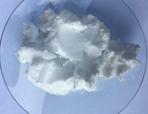 Un buon prezzo. CAS 9005-00-9 Polietilene Glicolo Octadecyl Ethe Surfactant And Emulsifier Brij 720 Brij 72 Steareth-20 Steareth-2 in linea